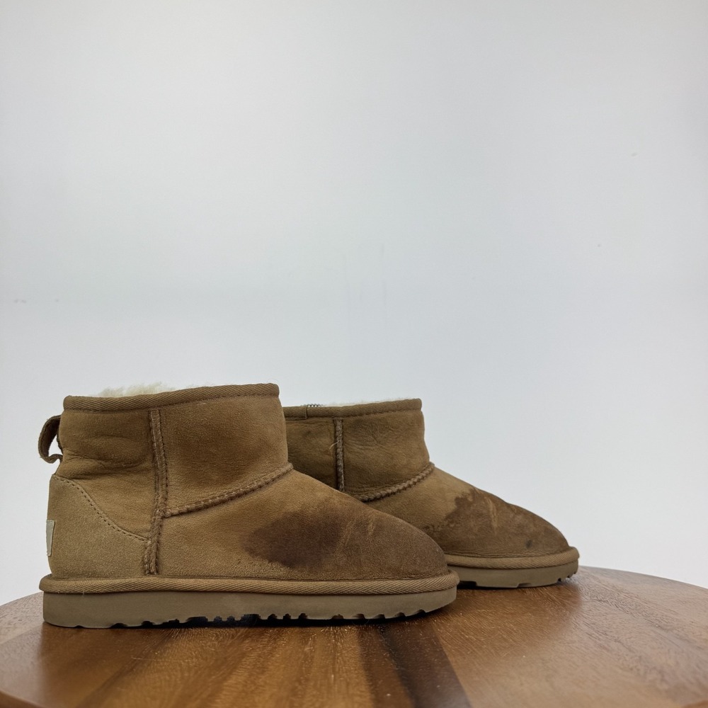 Big Kids Ugg Classic Mini II Chestnut Shearling Lined Comfort Boots Size 2 Y GUC